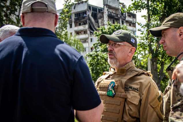 Министр обороны предлагает провести трибунал над солдатами РФ в Харькове