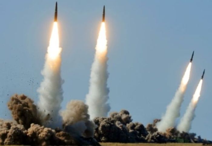 Россия ударила ракетами по объектам критической инфраструктуры в Харькове