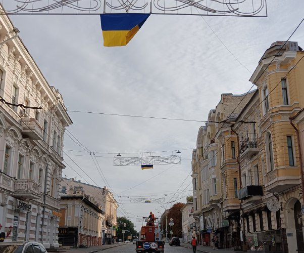 В Харькове заменили флаги (фото)