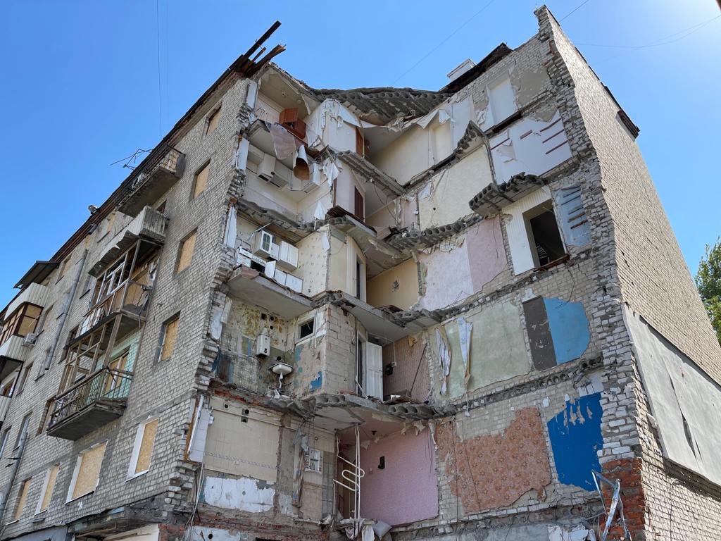 В Харькове собираются восстановить дом в центре, разрушенный ракетным ударом