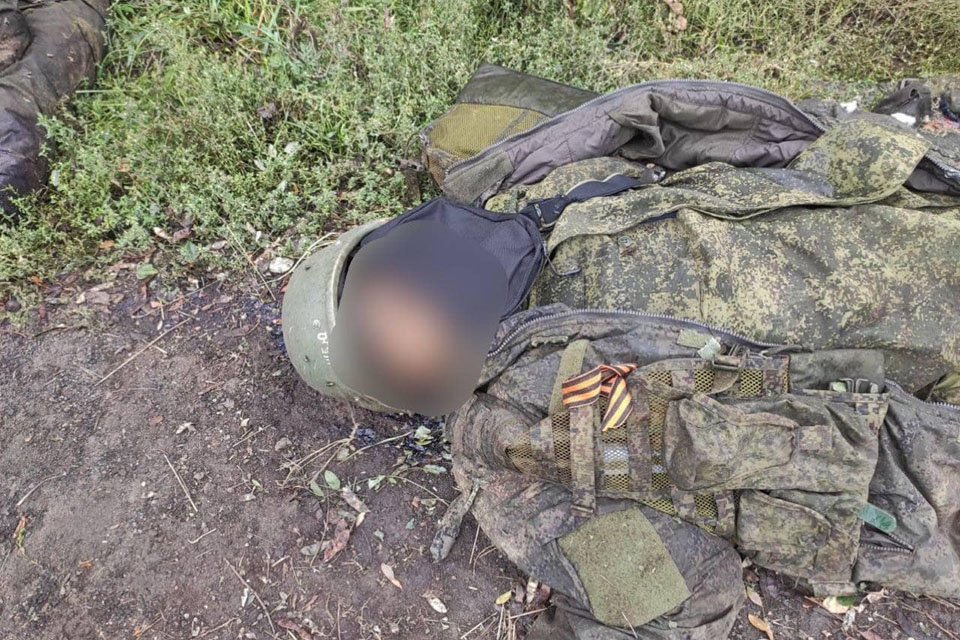 У Харківській області знайшли 11 трупів російських солдатів (фото)
