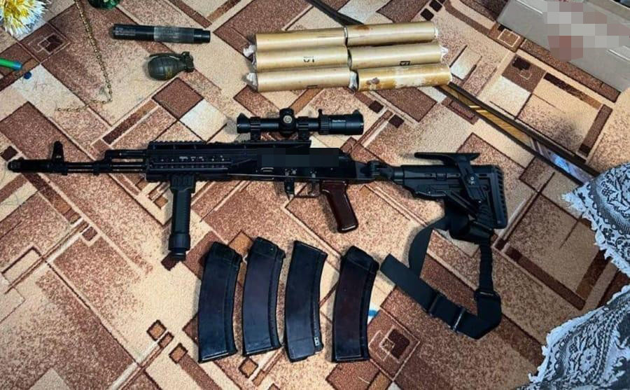 В Харькове задержан торговец оружием (фото)