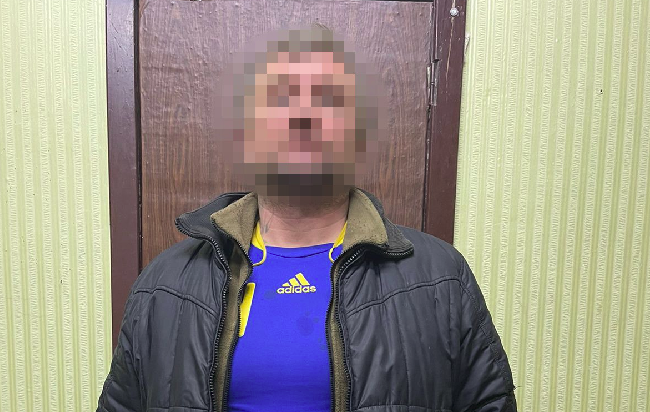 В Харькове мужчина насиловал девушек в лифтах