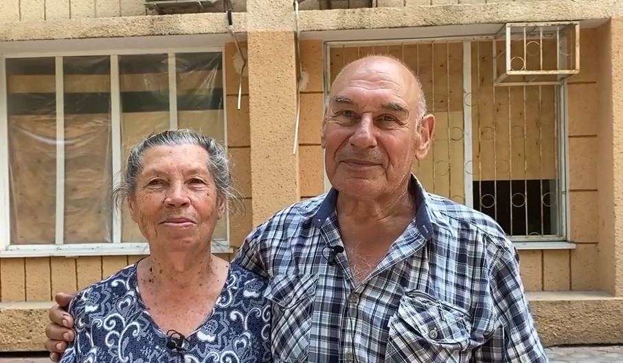 Переселенцы из Мариуполя отпраздновали 60 лет супружеской жизни (видео)