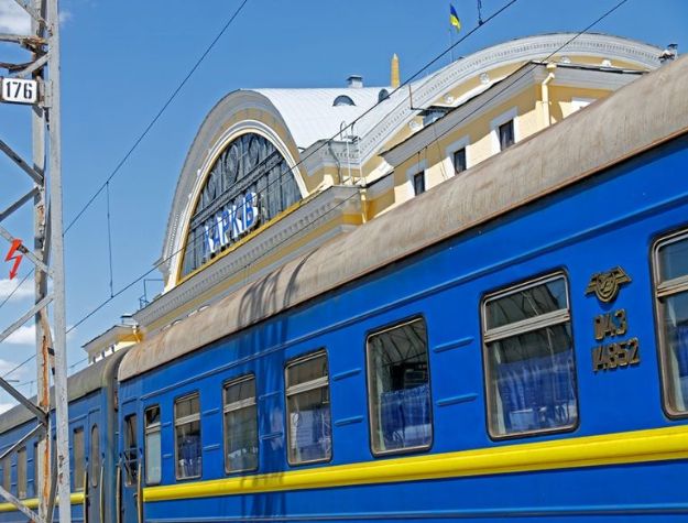 Призначено додаткові поїзди Харків - Київ