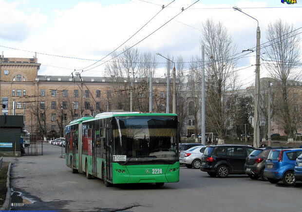 Завтра в Харкові деякі тролейбуси змінять маршрути