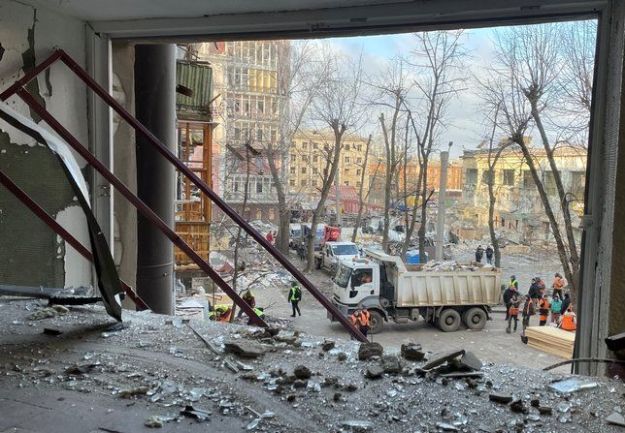 Ракетный удар по Бакулина: некоторые жильцы ночевали в университете