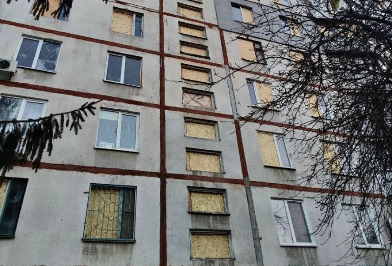 Все 4500 окон, выбитых в Харькове последними обстрелами, закрыты – мэрия