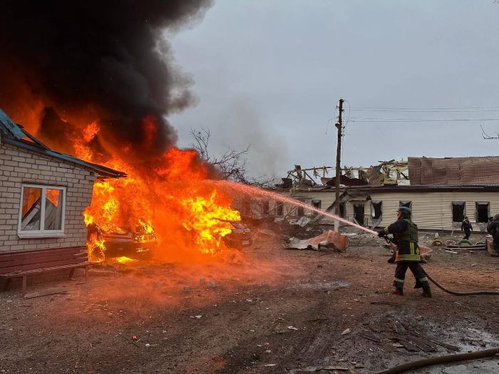 РФ обстріляла близько 20 населених пунктів у Харківській області (фото)