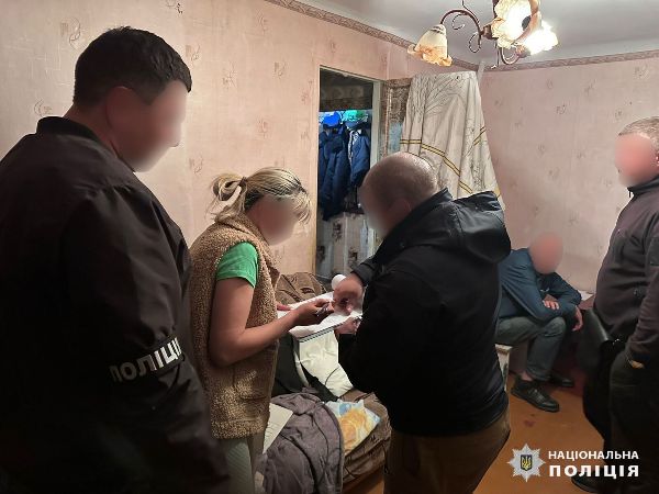В Харькове накрыли "бизнесменов", которые вербовали проституток
