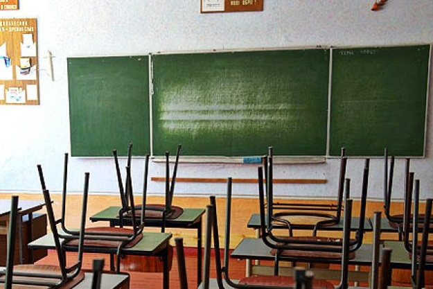 В Харьковской области закрывают все садики и школы