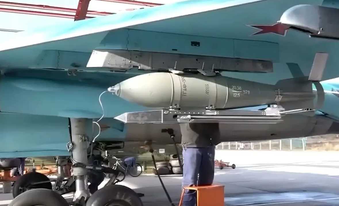 УМПБ Д-30, которым РФ ударила по Харькову. Что это?