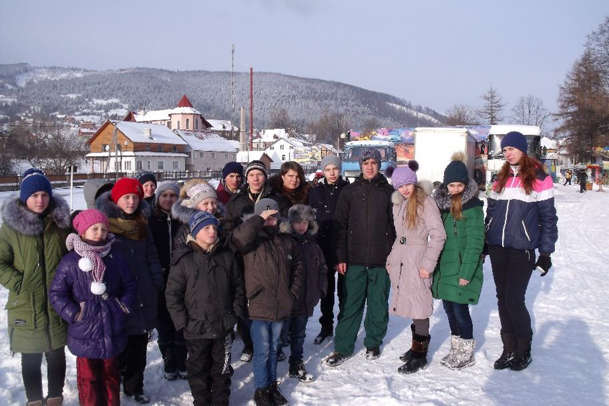 При поддержке харьковской "Солидарности" дети отпраздновали Рождество на Калущине