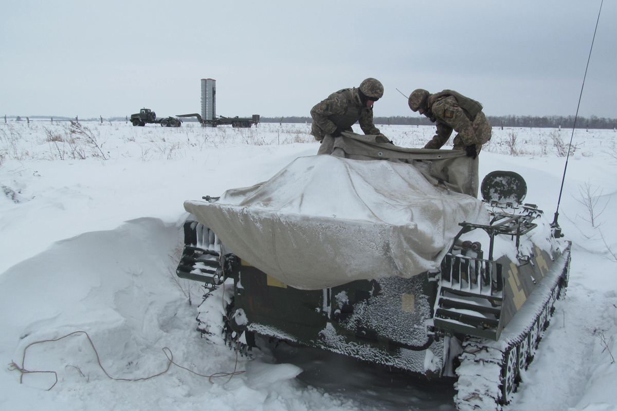 Под Харьковом прошли военные учения (фото)