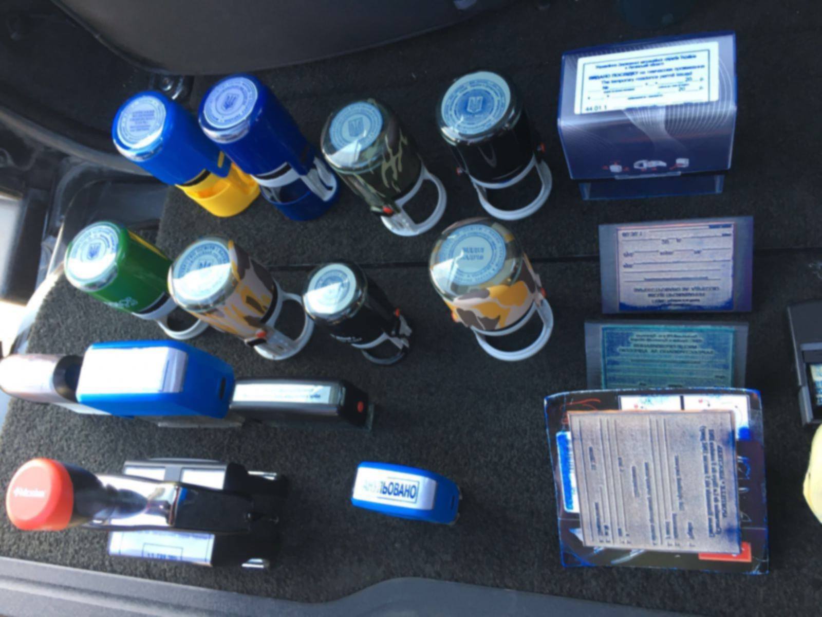 СБУ изъяла партию поддельных печатей и штампов высших государственных органов