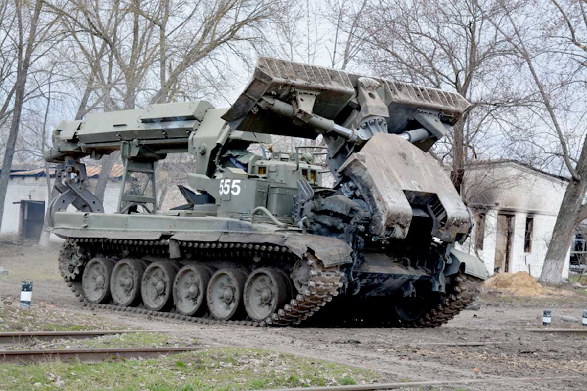 Под Балаклеей начинают взрывать боеприпасы