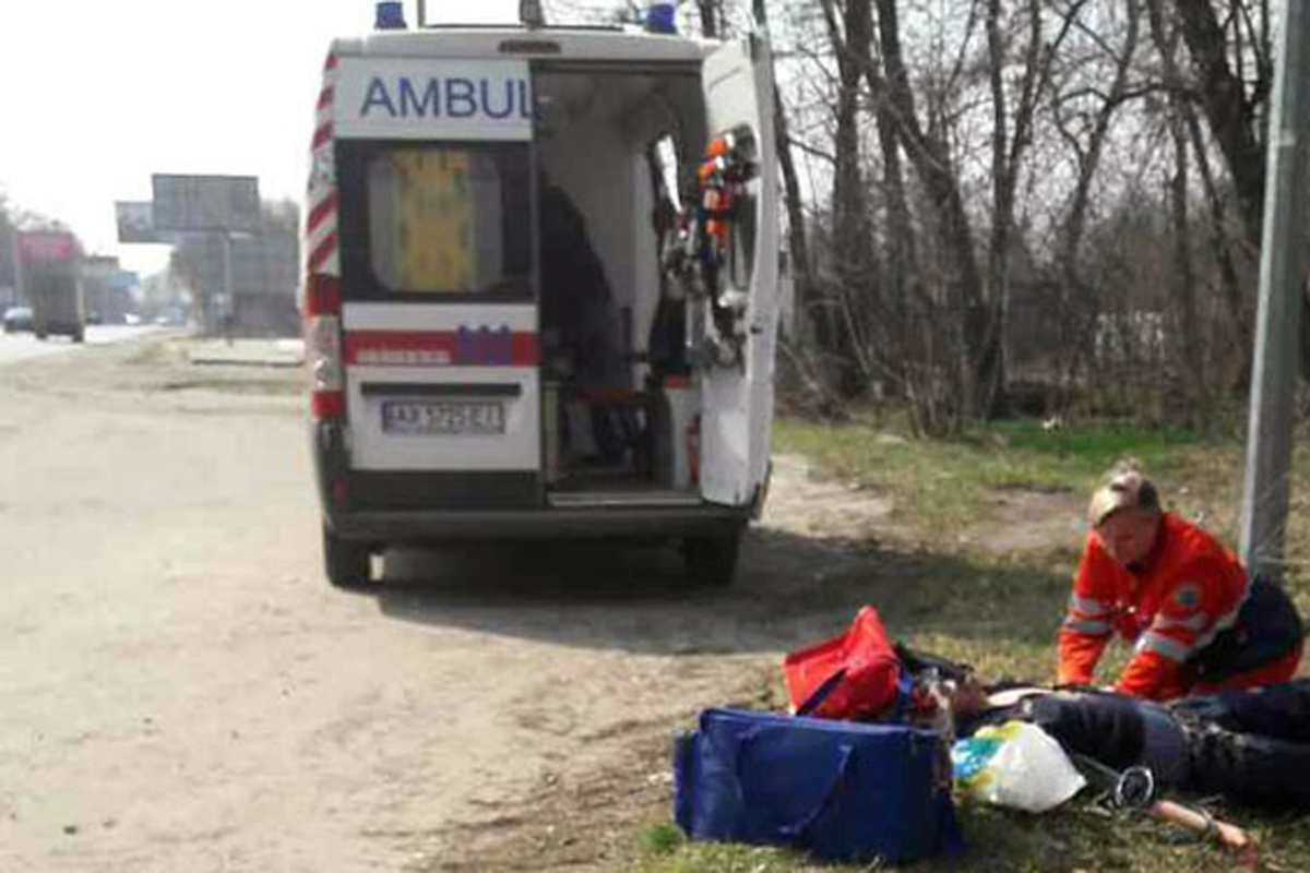 Полицейские помогли спасти пассажира маршрутки