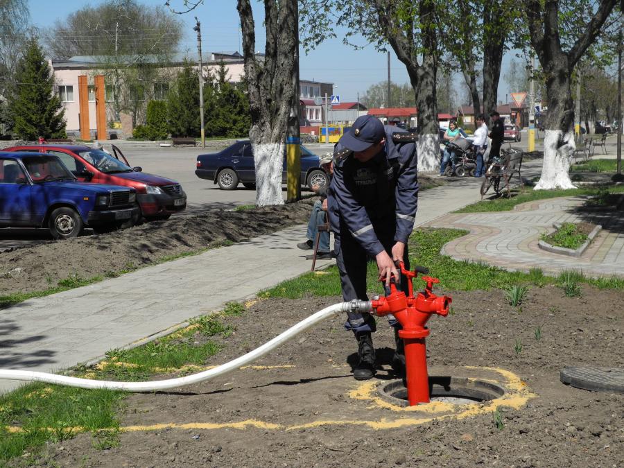 В Золочеве реконструировали водопровод