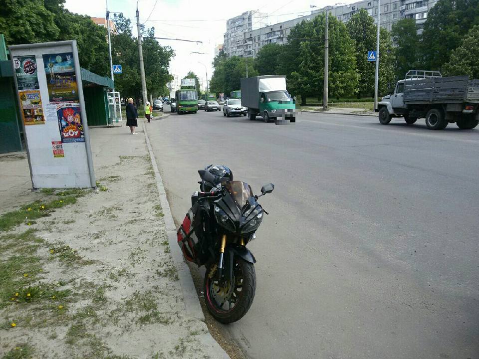 Мотоцикл сбил пешехода (фото)