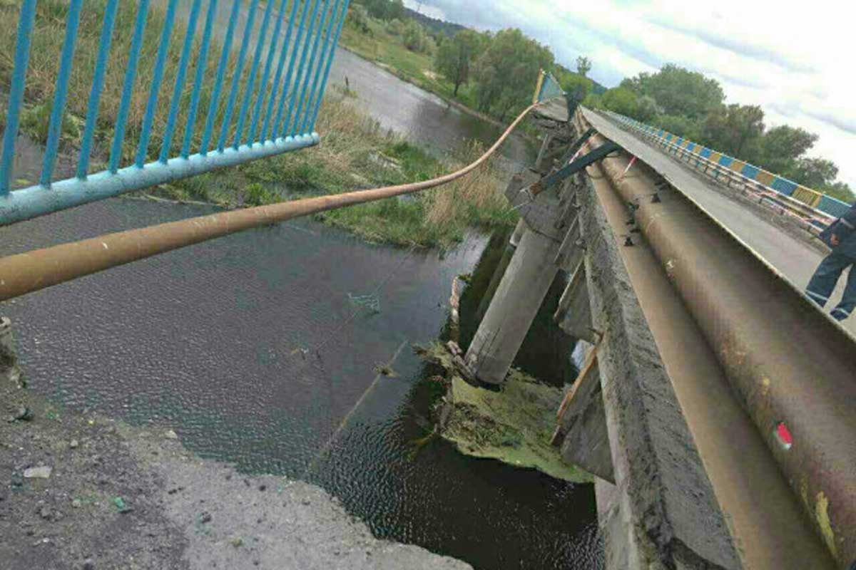 Под Харьковом рухнул мост