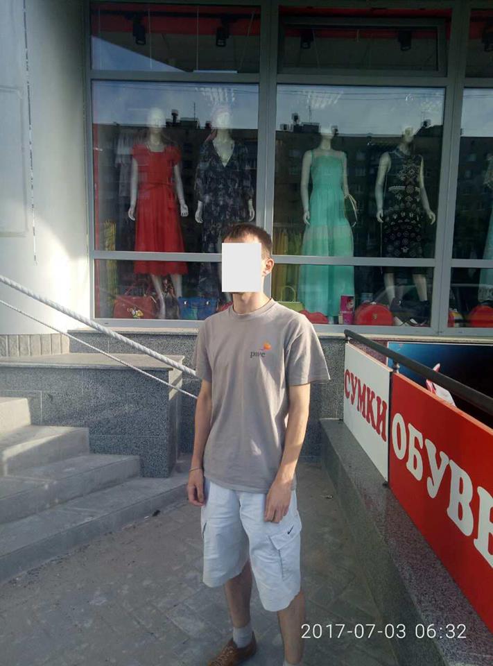 Харьковчанин пытался ограбить магазин обуви и сумок (фото)