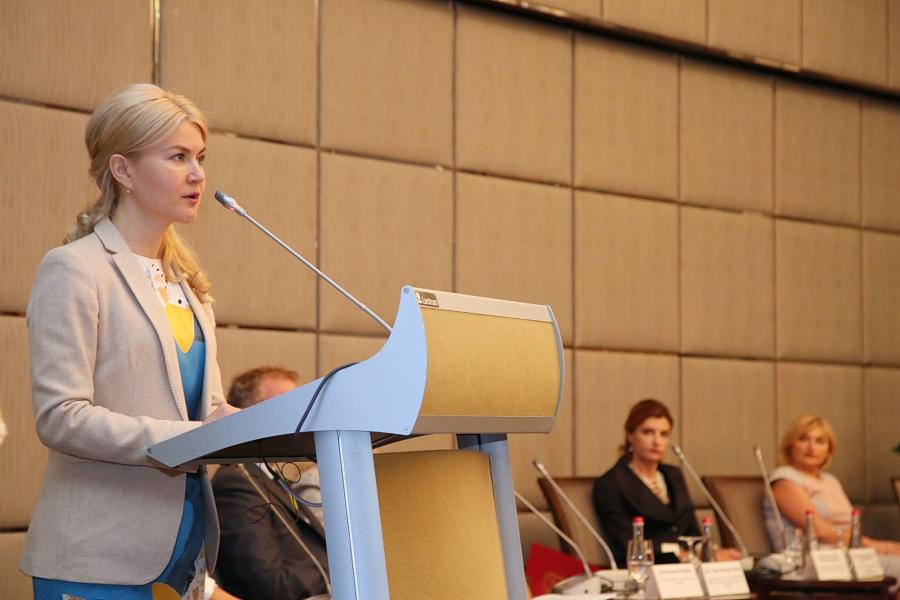 Гендерное неравенство - явление того же порядка, что и коррупция, непотизм и популизм - Светличная