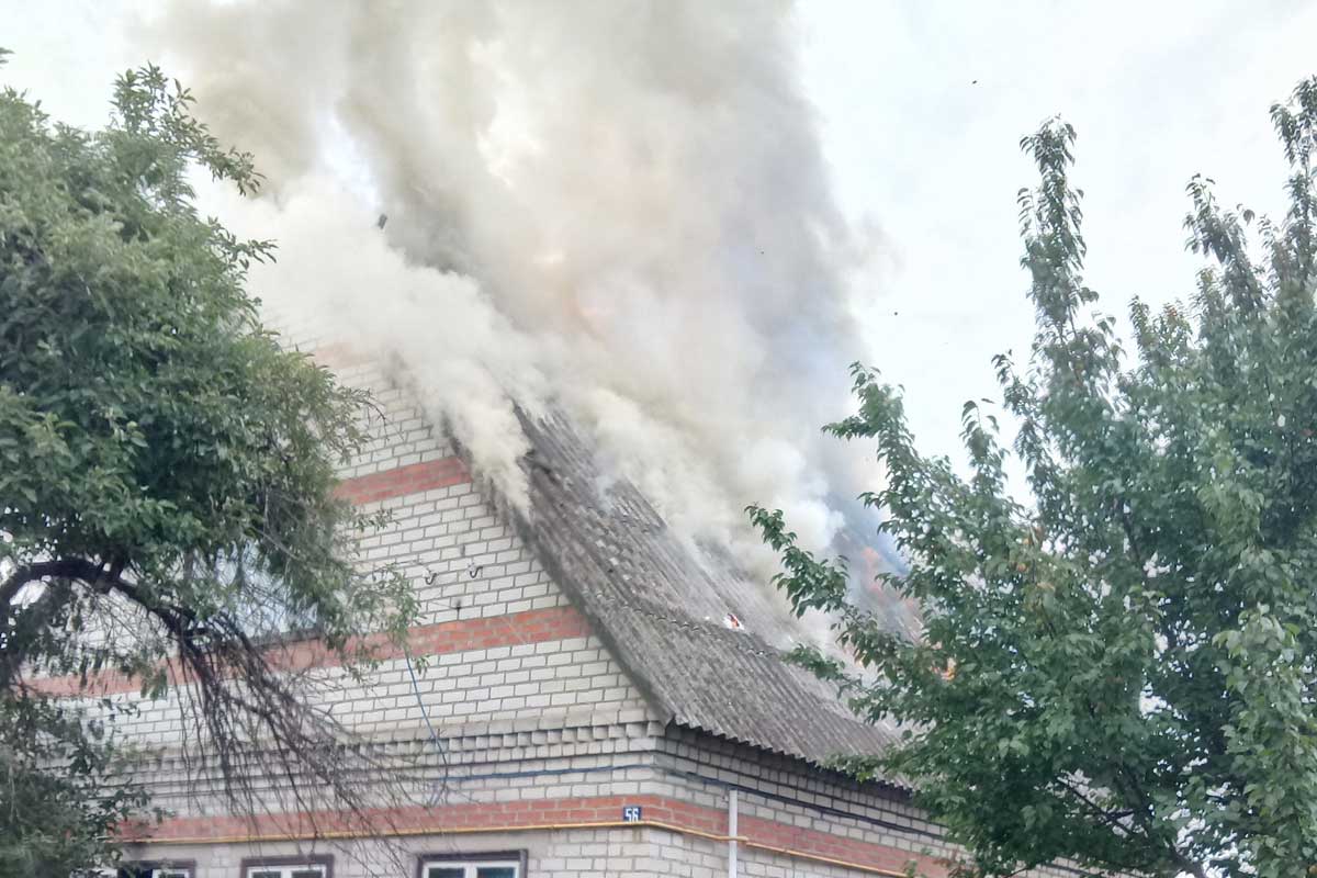 Под Харьковом ликвидирован крупный пожар (фото)
