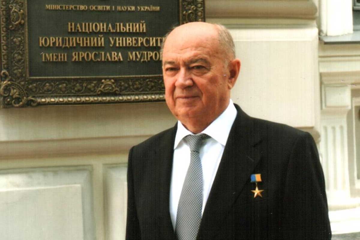 Ректор харьковской юракадемии поставил рекорд