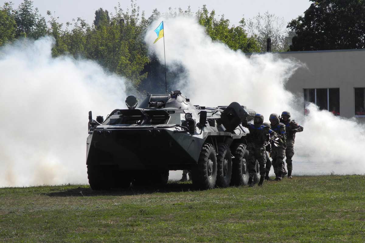 Харьковских танкистов научат выживать в бою
