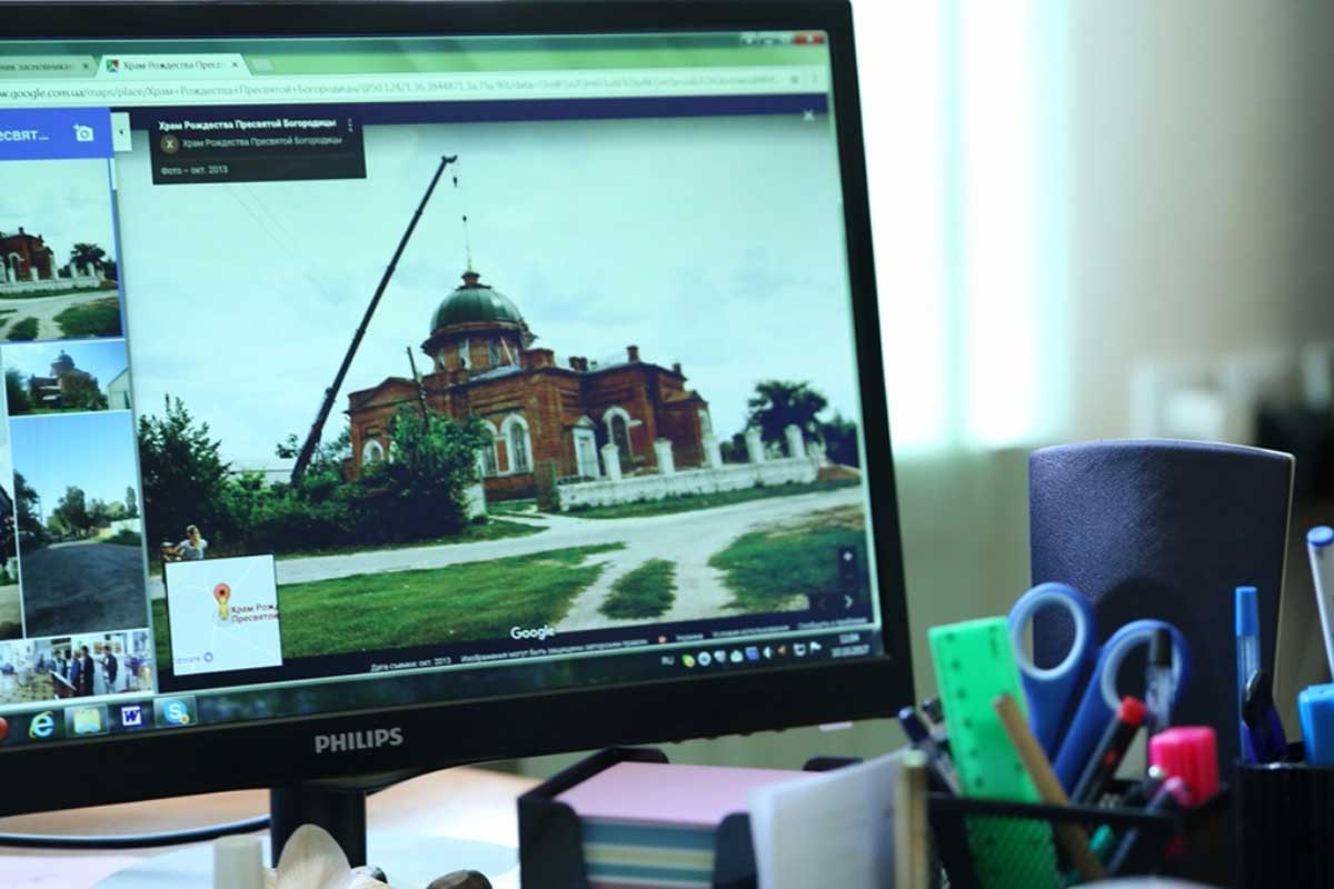 Под Харьковом реставрируют храм