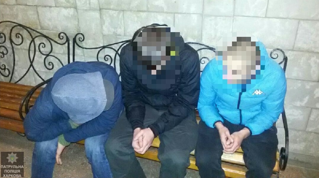 В Харькове ограбили таксиста: преступники задержаны