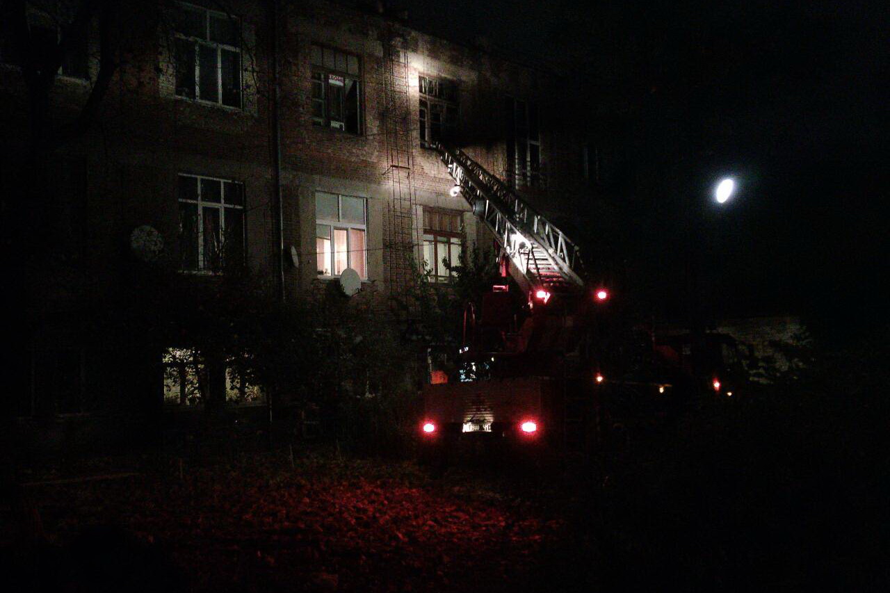 В Харькове из многоквартирного дома эвакуировали жителей (фото) 