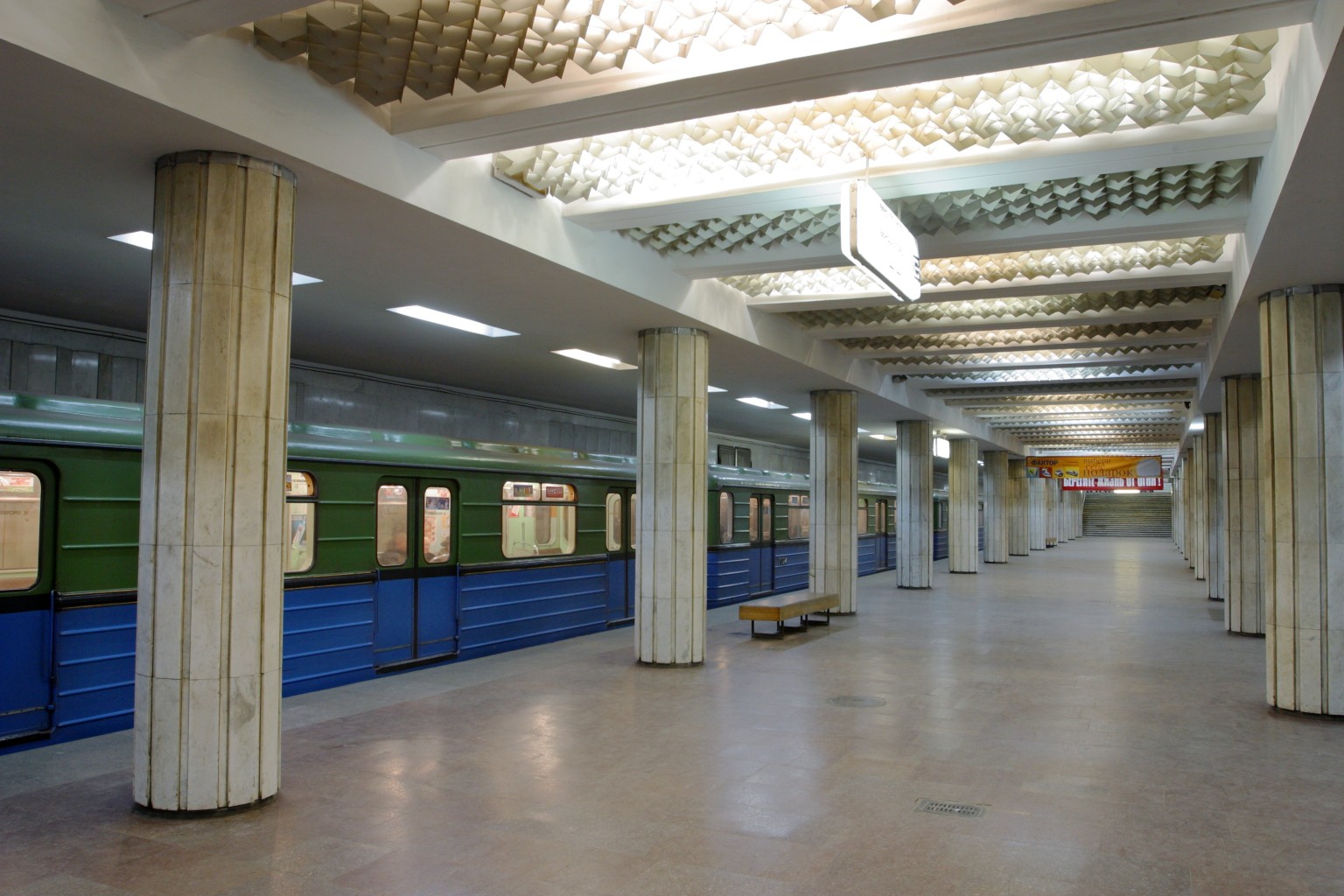 Харьковчане просят навести порядок в метро