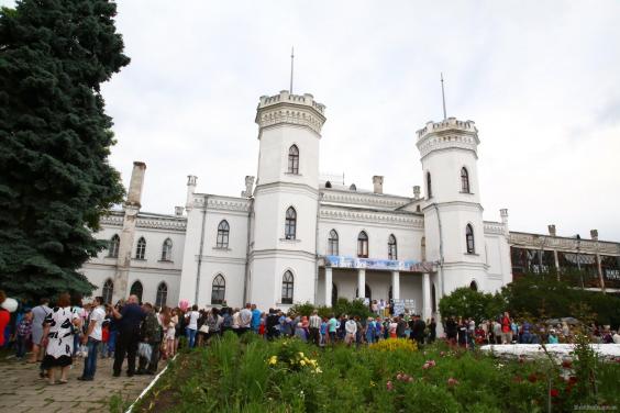 Дворец под Харьковом подготовят к реставрации