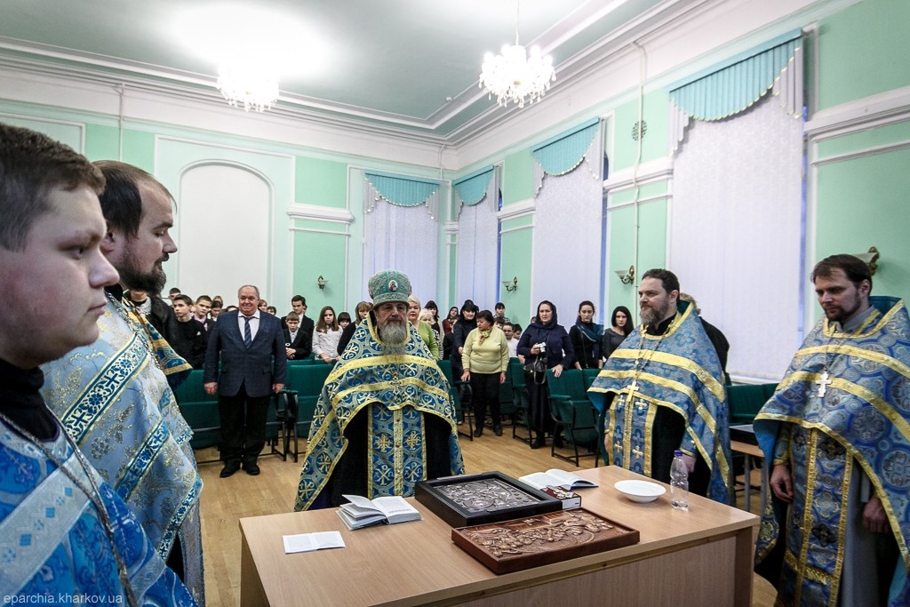 Харьковскому УВК подарили уникальную икону (фото)