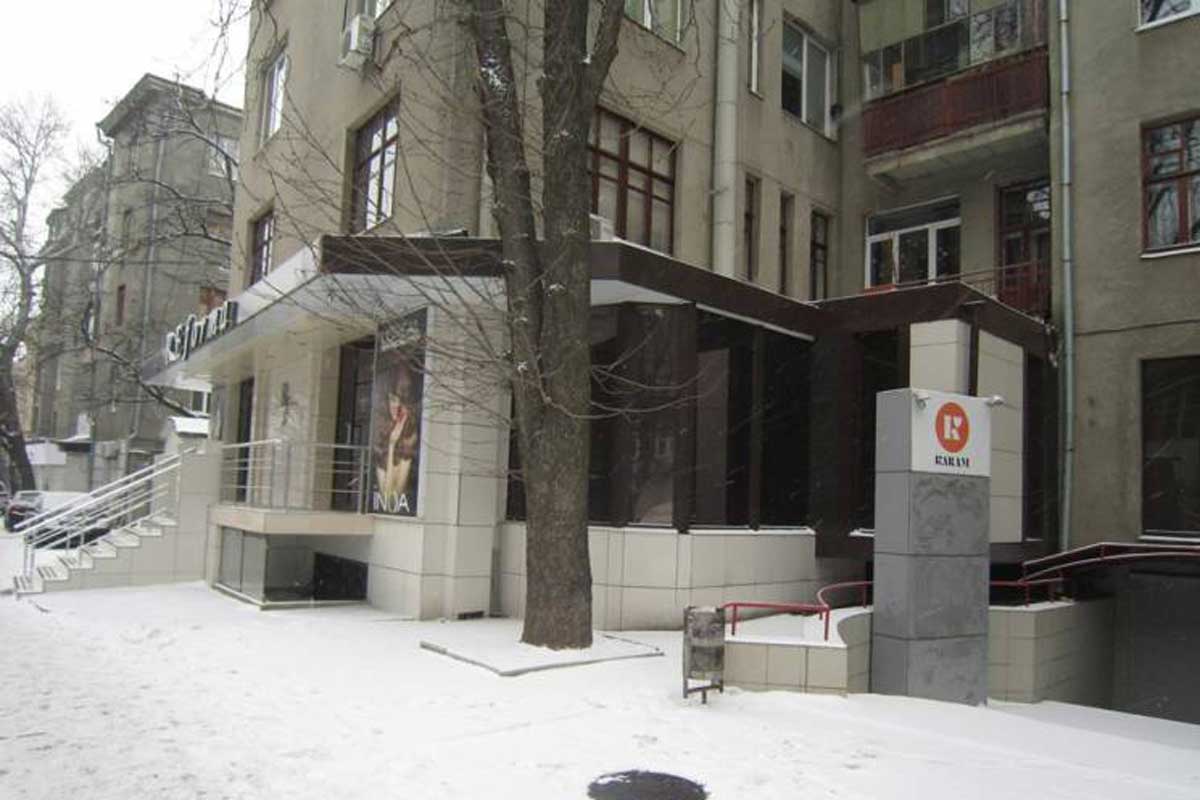 В Харькове норвежец зарезал женщину (фото)