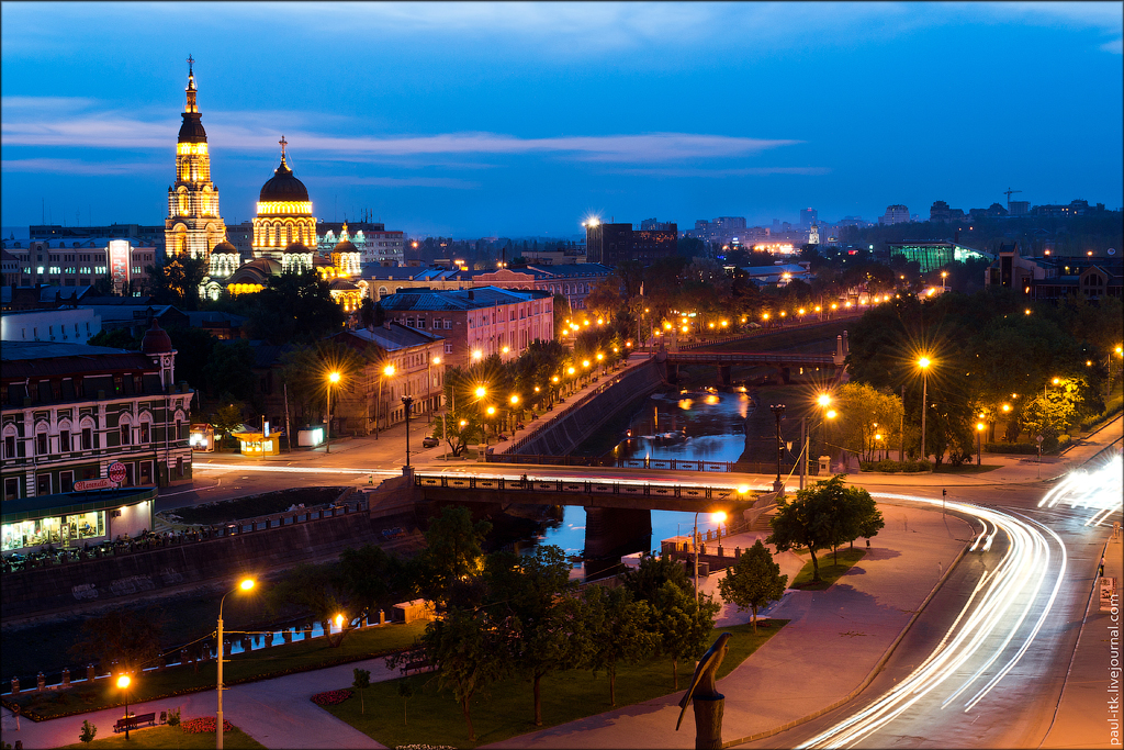В Харькове устанавливают фонари