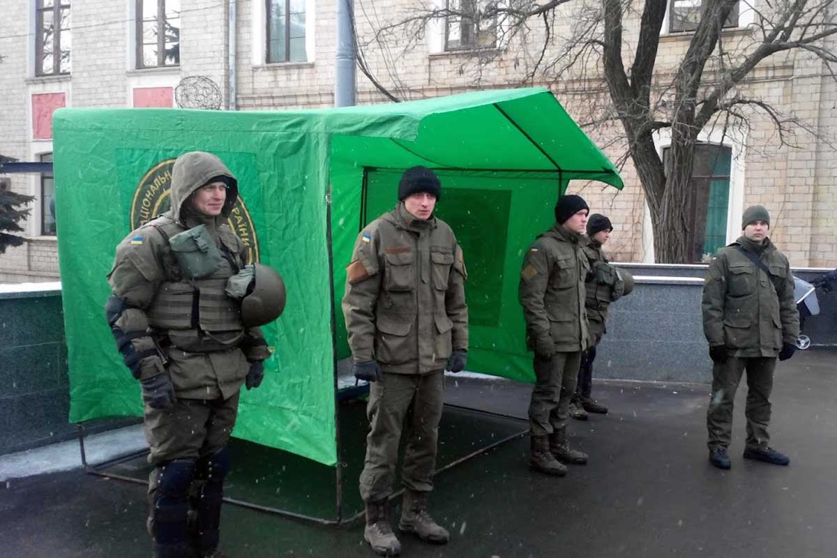 На площади Свободы - Нацгвардия (фото)