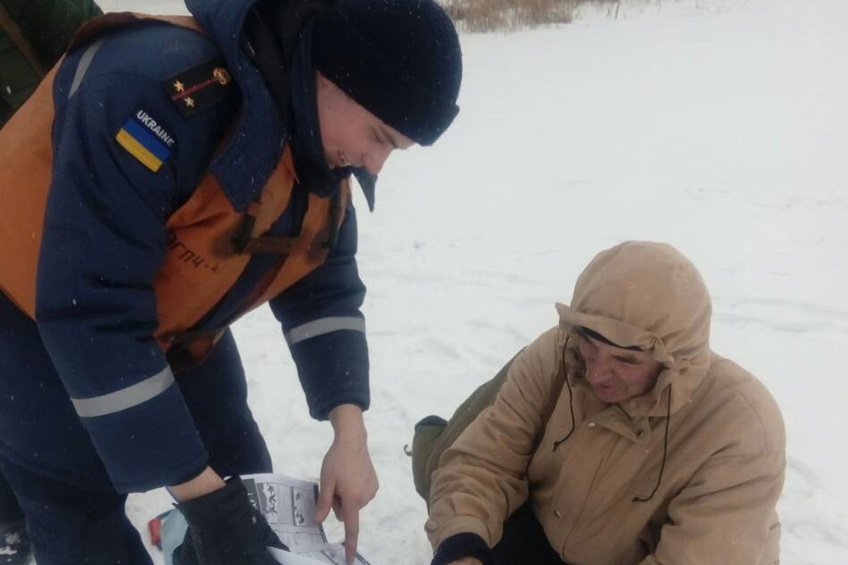 Спасатели предупредили харьковчан об опасности на водоемах