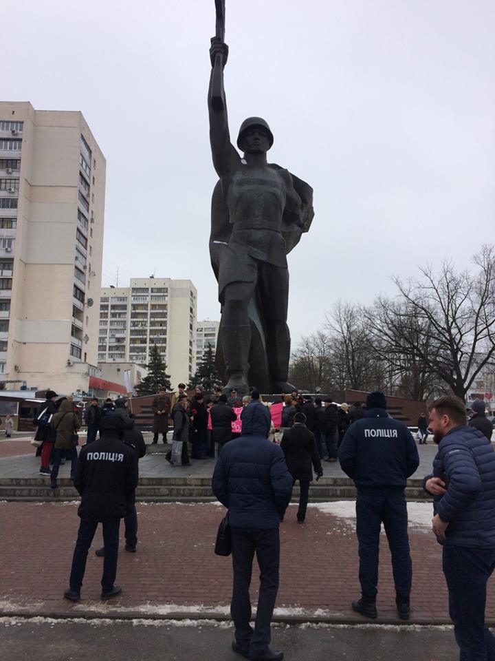 Возле Солдата провели военную акцию (фото)