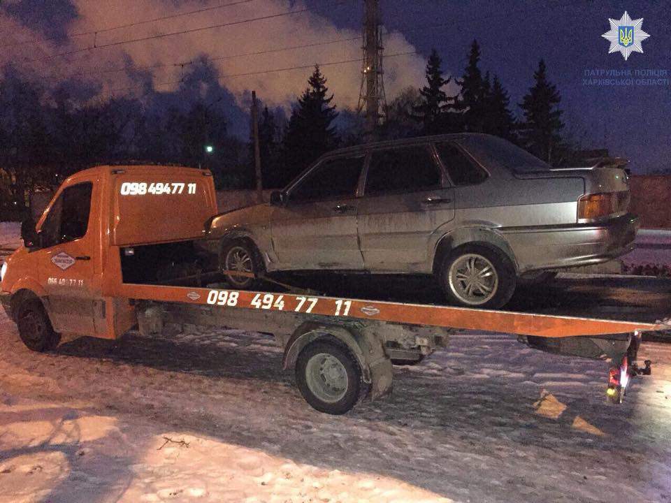 На Салтовке пьяный водитель скрылся с места аварии