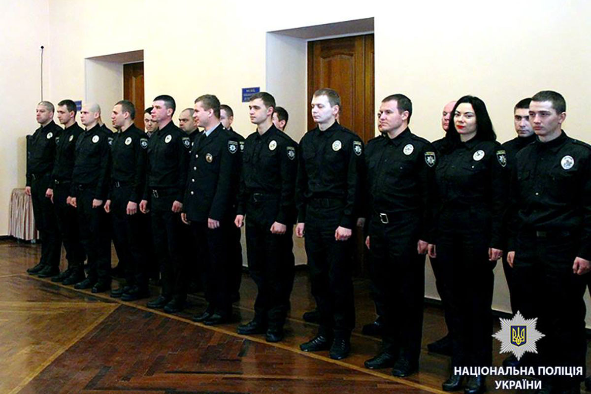 В Харькове полицейские приняли присягу (фото)