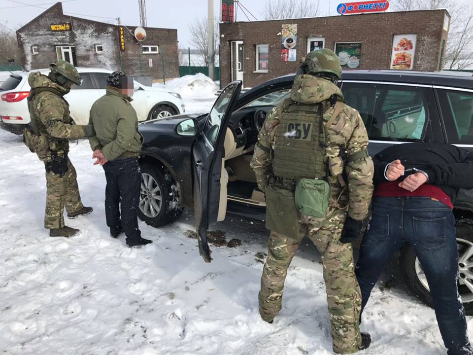 СБУ перекрыла канал переправки автомобилей из Евросоюза в "ЛНР" (фото, видео)