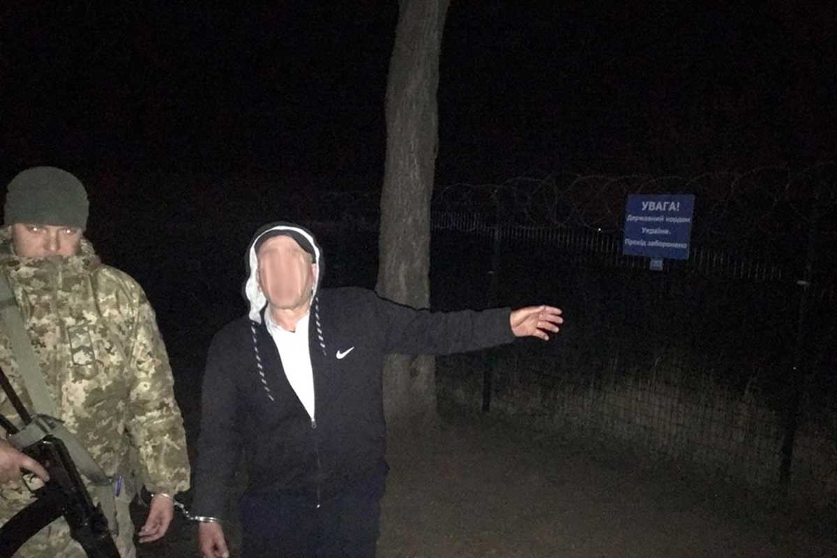 Под Харьковом задержан нарушитель границы (фото)