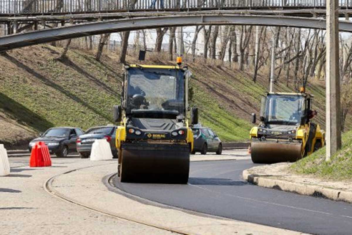 Где в Харькове ремонтируют дороги