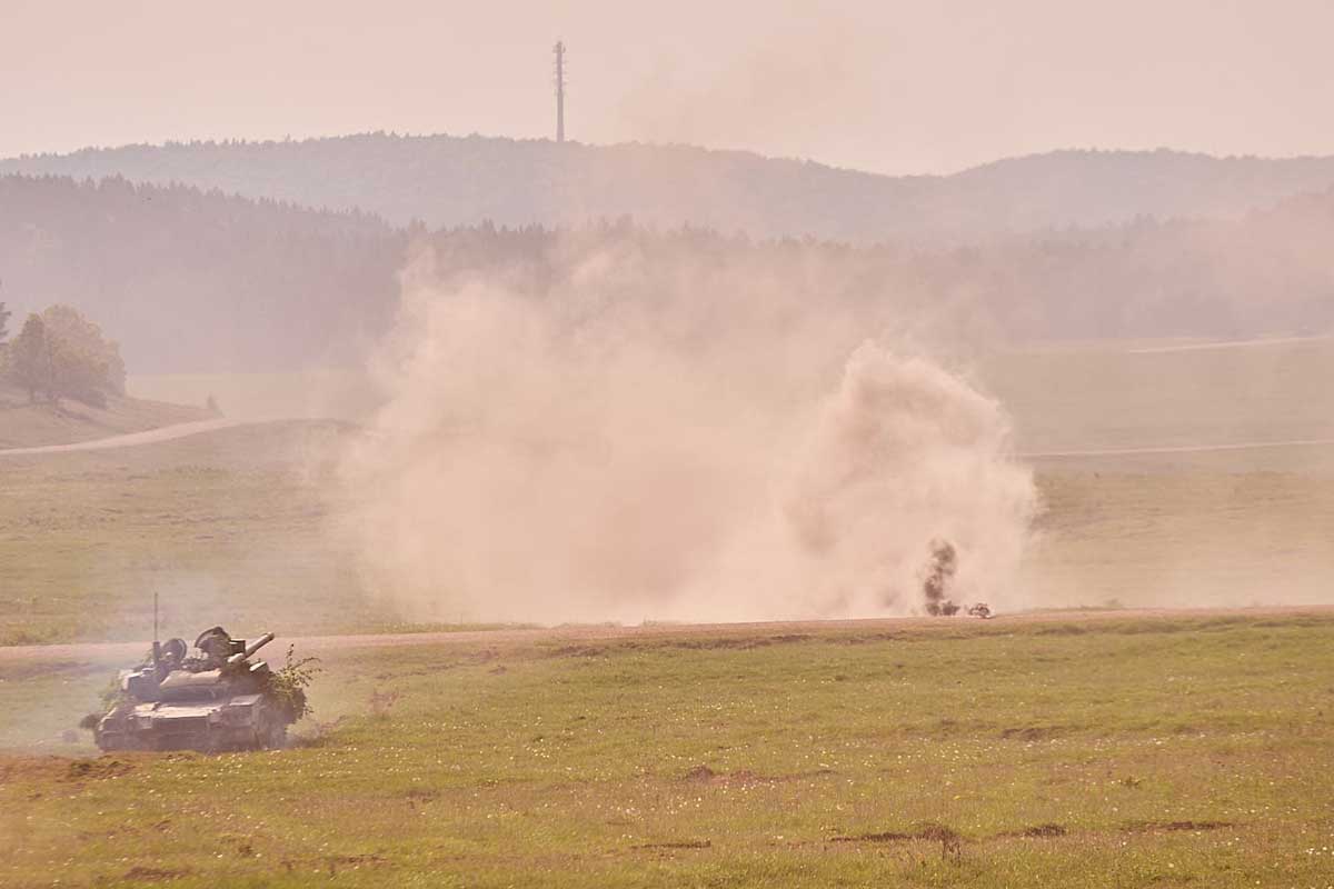 Харьковские танки попали в засаду и отбились (фото, видео)