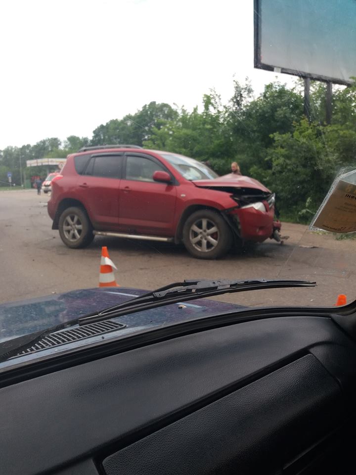 В Харькове в ДТП погиб водитель (фото)