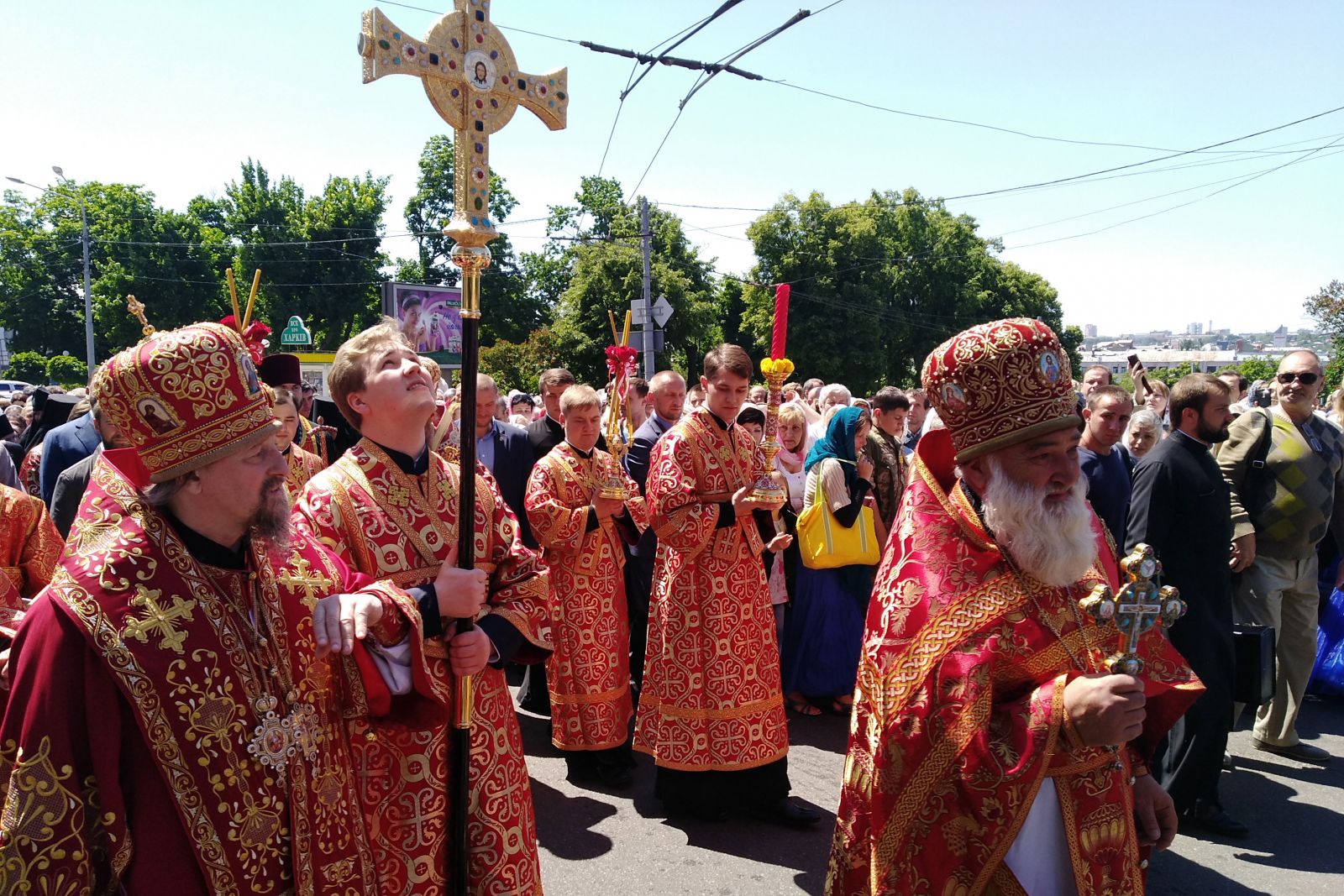 В Харькове прошел крестный ход (фото)