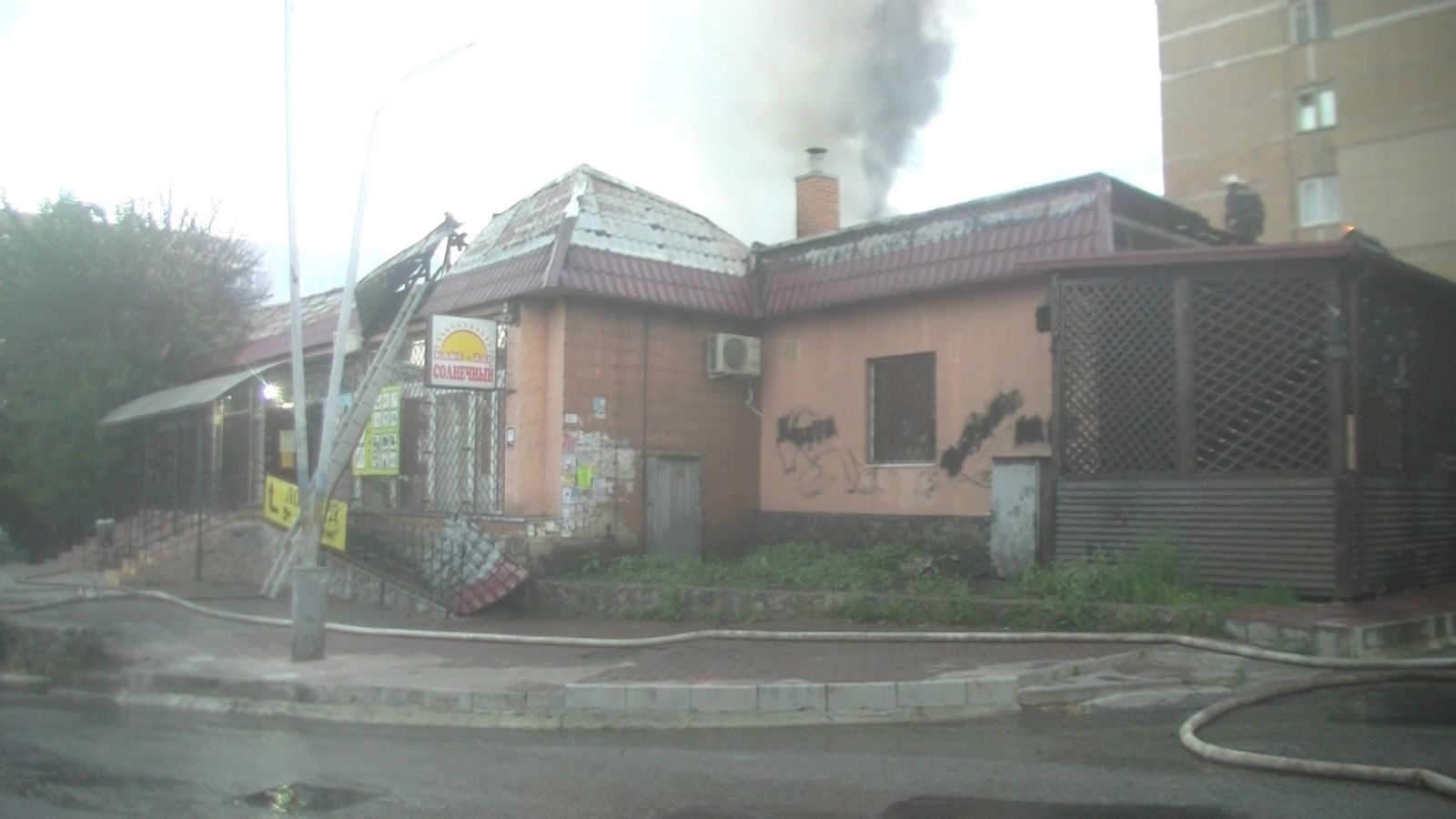 Под Харьковом сожгли кафе