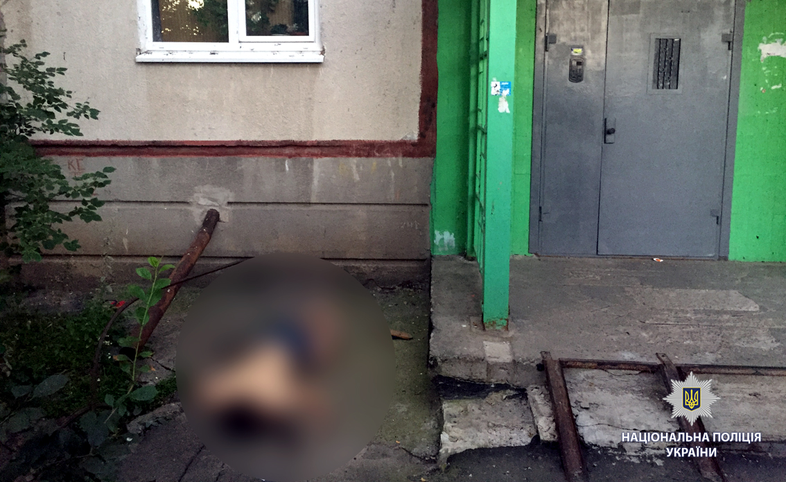 В Харькове сириец выпрыгнул из окна (фото)